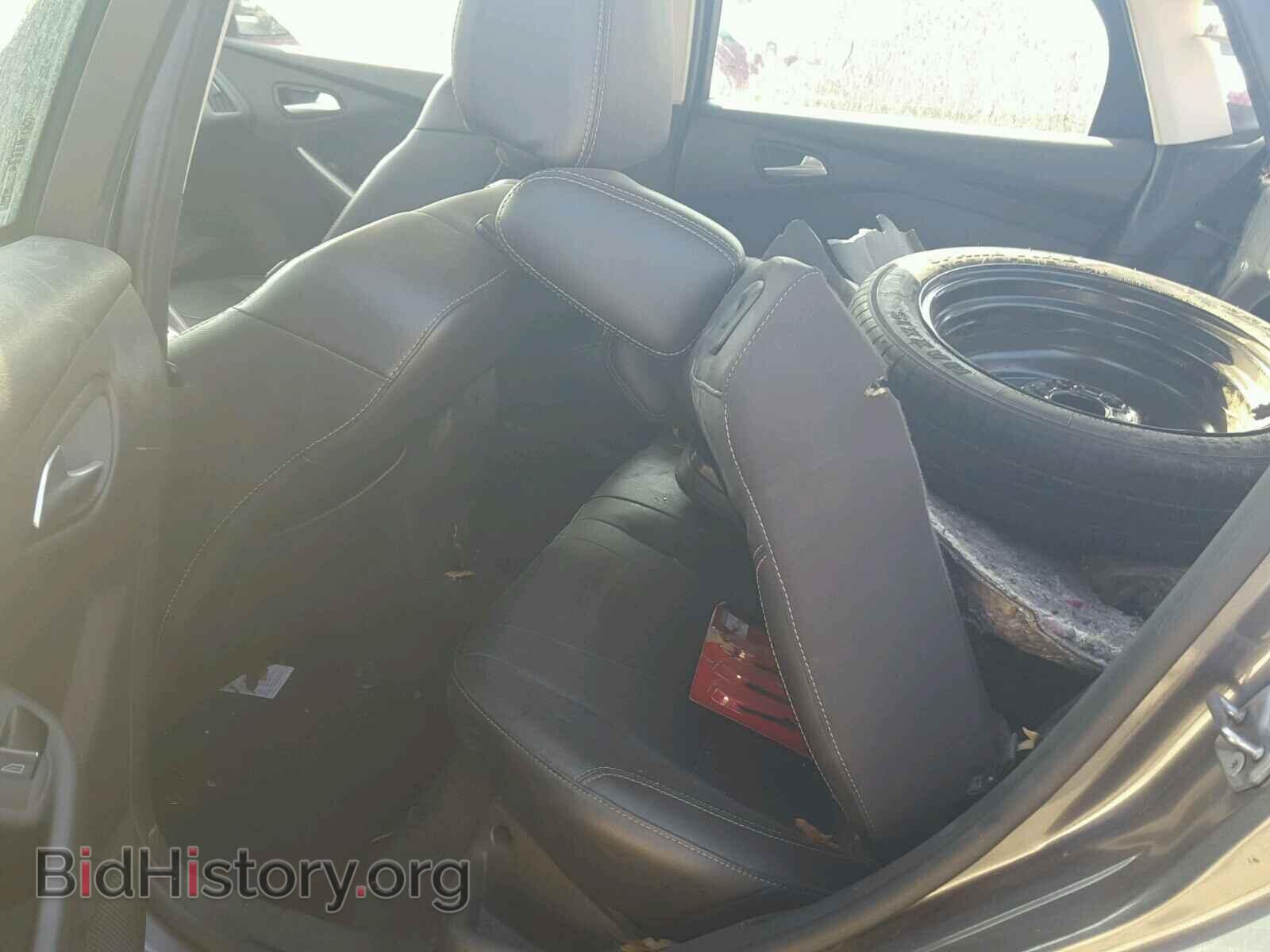 2012 Ford FOCUS (VIN 1FAHP3H20CL423689) — photo 6 of 10