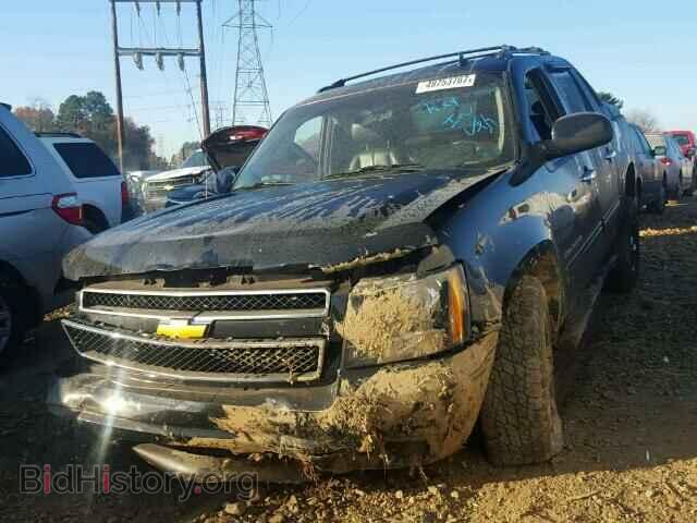 2011 CHEVROLET AVALANCHE - VIN: 3GNMCFE09BG277448 - Фото 2