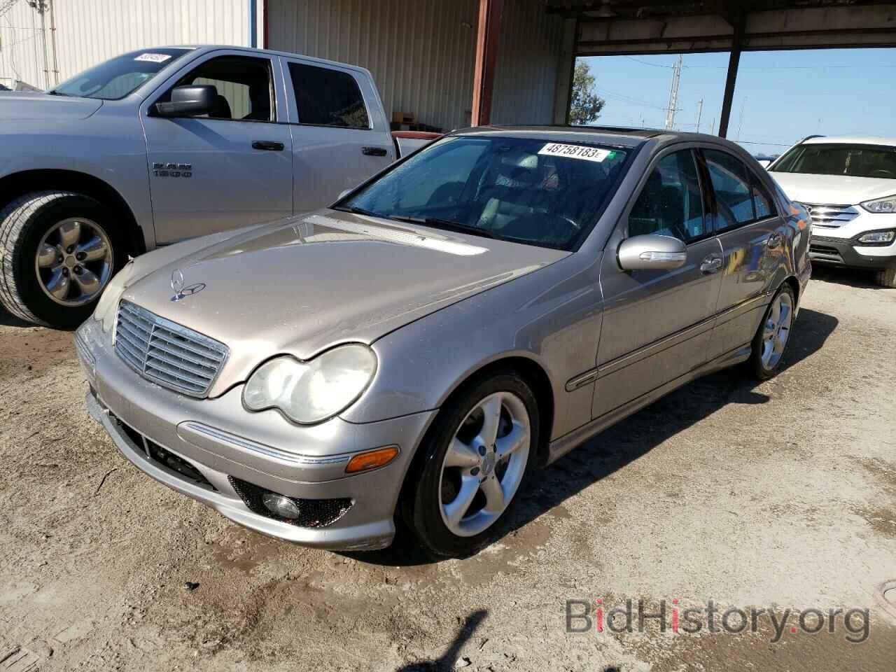 Photo WDBRF52H76F736458 - MERCEDES-BENZ C-CLASS 2006