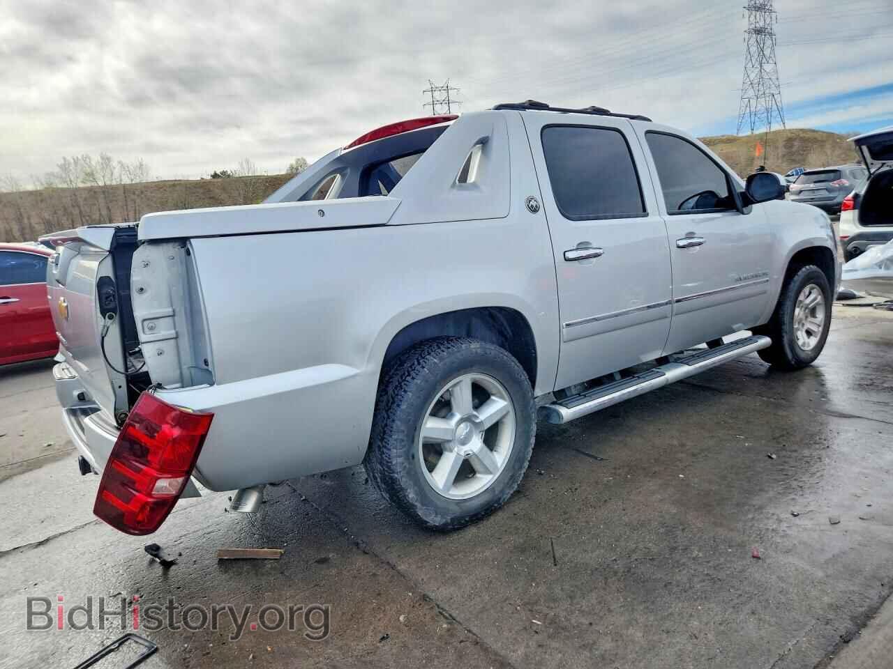 2013 CHEVROLET AVALANCHE - VIN: 3GNMCGE08DG236835 - Фото 3