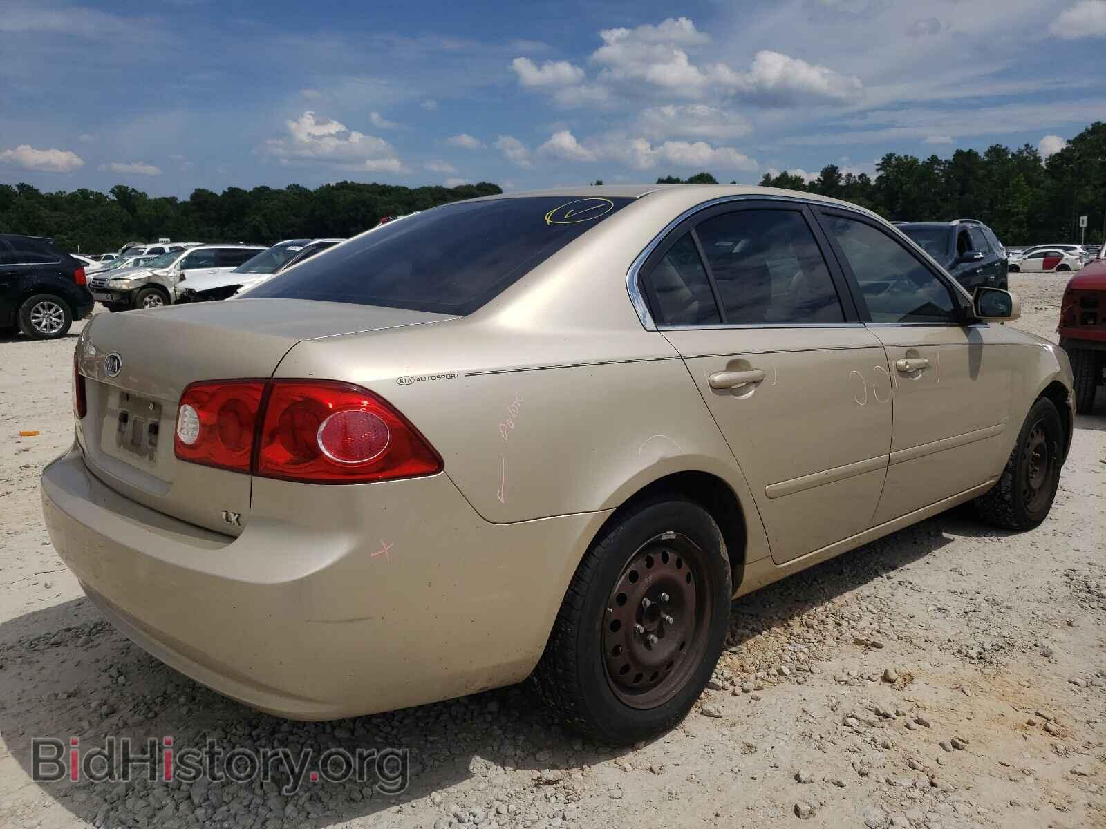 2008 KIA OPTIMA - VIN: KNAGE123685256328 - Фото 4