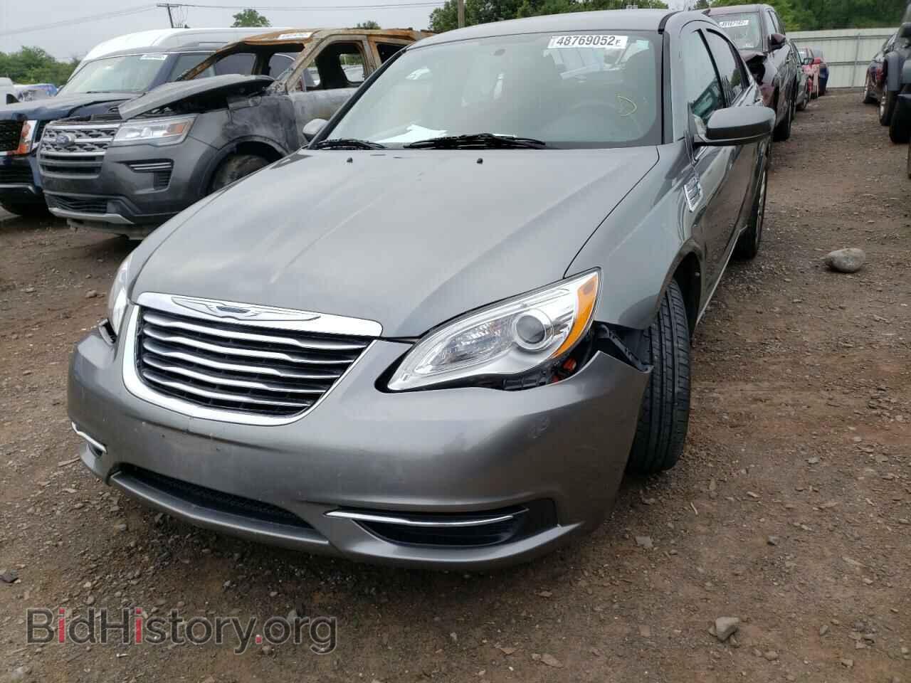 2013 CHRYSLER 200 - VIN: 1C3CCBAG5DN736408 - Photo 2