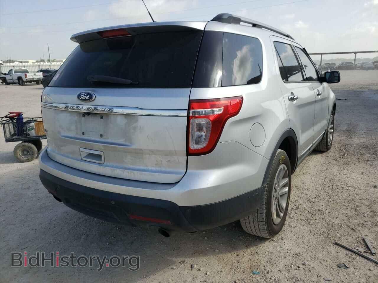 2011 FORD EXPLORER - VIN: 1FMHK7D87BGA76388 - Photo 4