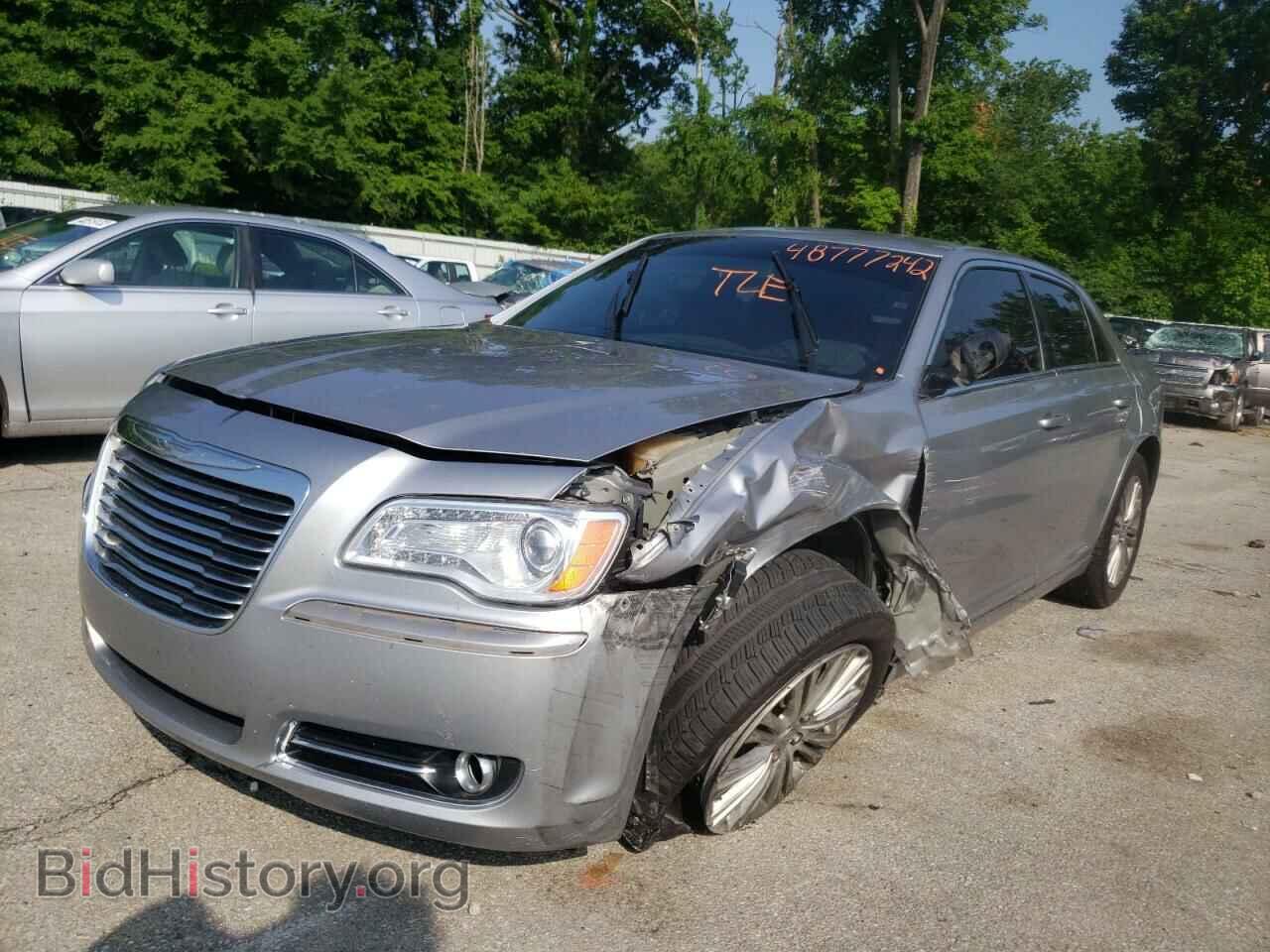 2014 CHRYSLER 300 - VIN: 2C3CCARG8EH157695 - Photo 2