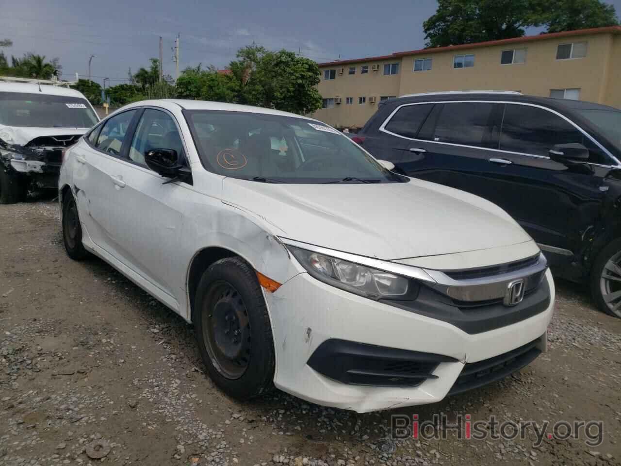 Photo 19XFC2F53JE004634 - HONDA CIVIC 2018