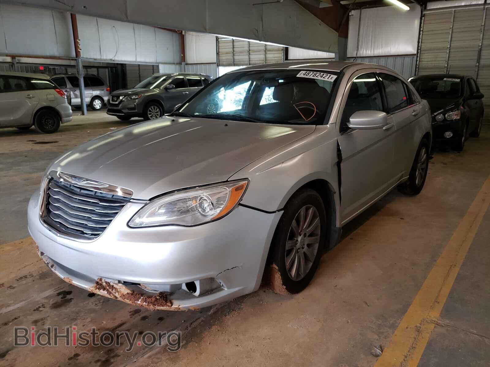 2012 CHRYSLER 200 - VIN: 1C3CCBBG7CN249207 - Фото 2