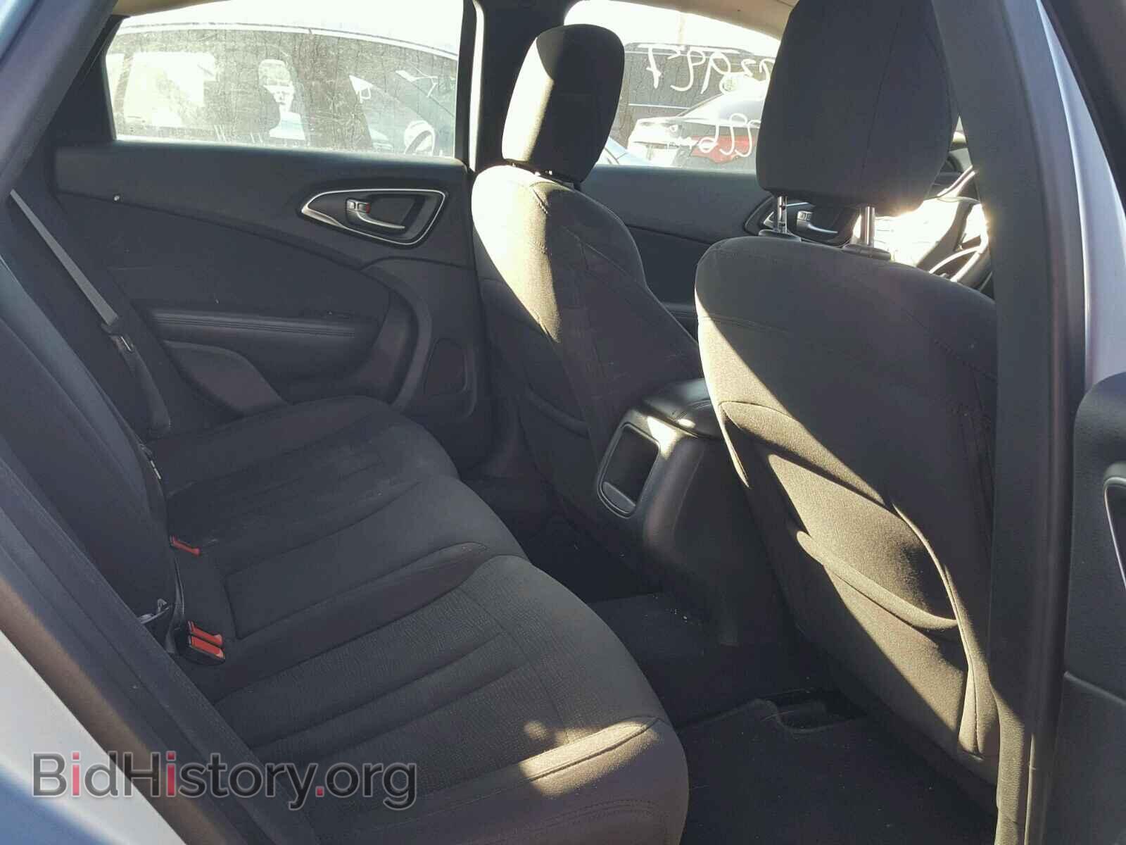2015 CHRYSLER 200 - VIN: 1C3CCCAB5FN638718 - Фото 6
