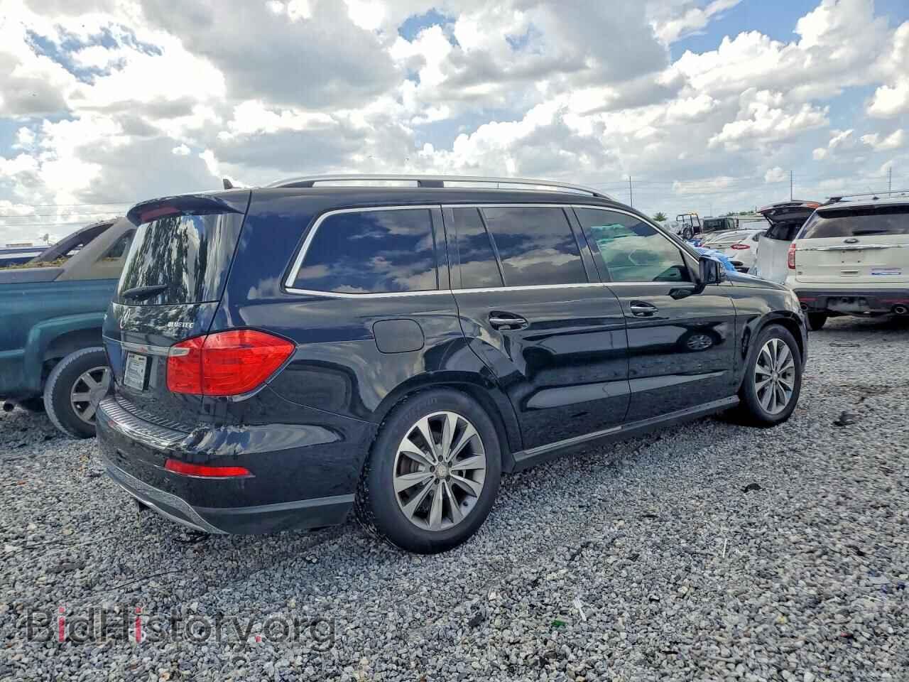 2015 MERCEDES-BENZ GL-CLASS - VIN: 4JGDF2EE3FA517453 - Фото 3