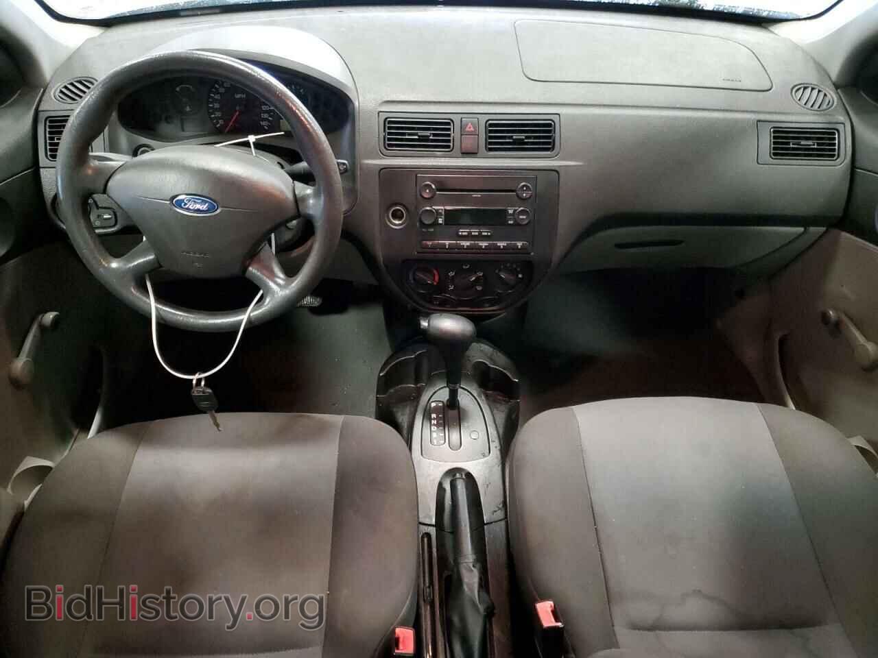 2007 FORD FOCUS - VIN: 1FAFP34N37W166989 - Фото 8