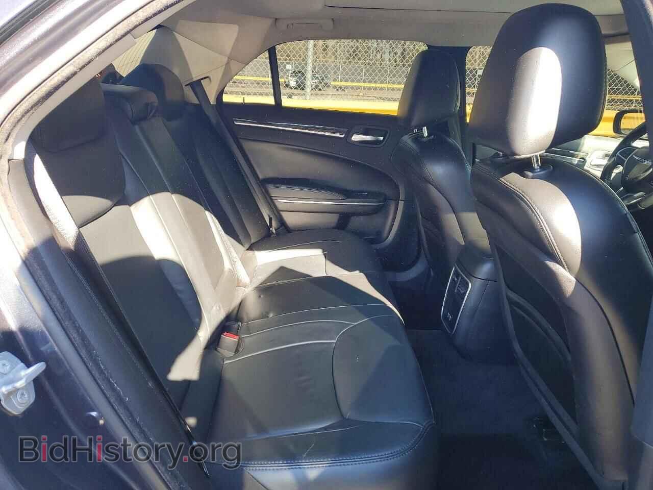 2016 CHRYSLER 300 - VIN: 2C3CCARG9GH314122 - Фото 10