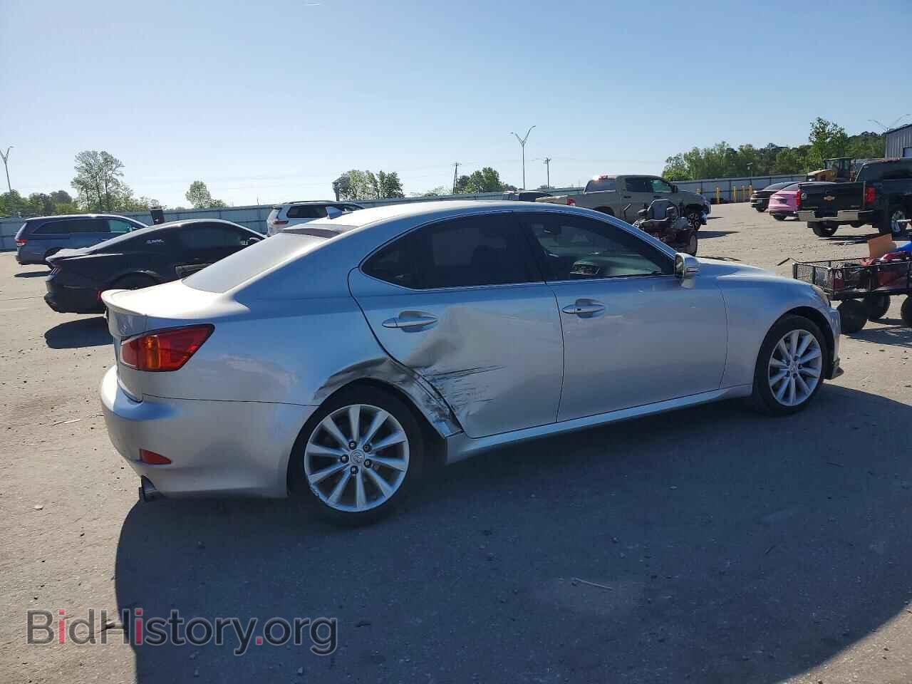 2010 LEXUS IS - VIN: JTHCF5C20A5041561 - Photo 3