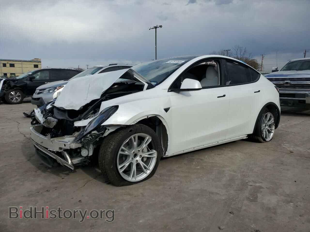 Photo 7SAYGDED5RF045017 - TESLA MODEL Y 2024