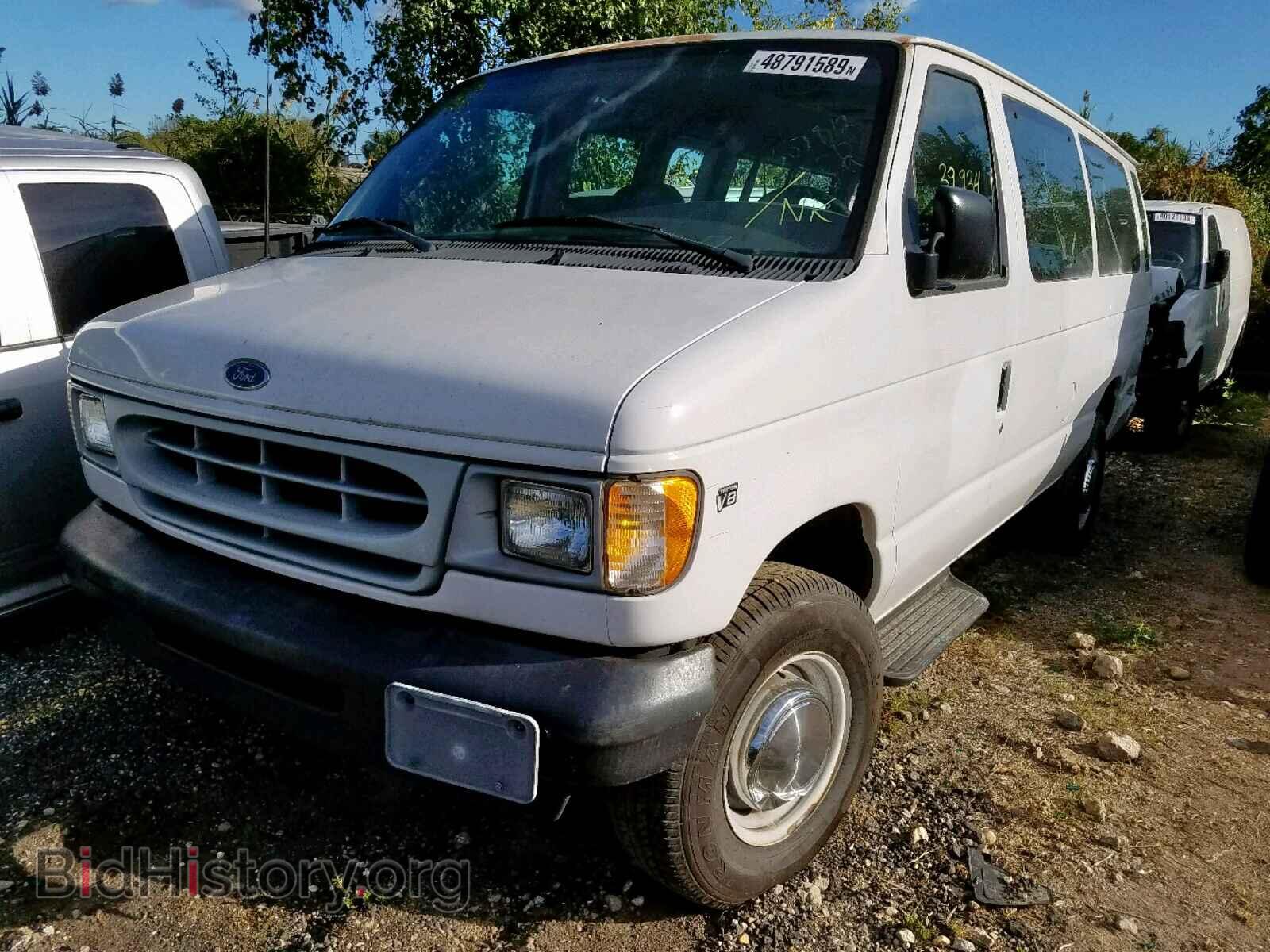 2002 FORD ECONOLINE - VIN: 1FBSS31L82HA91783 - Фото 2