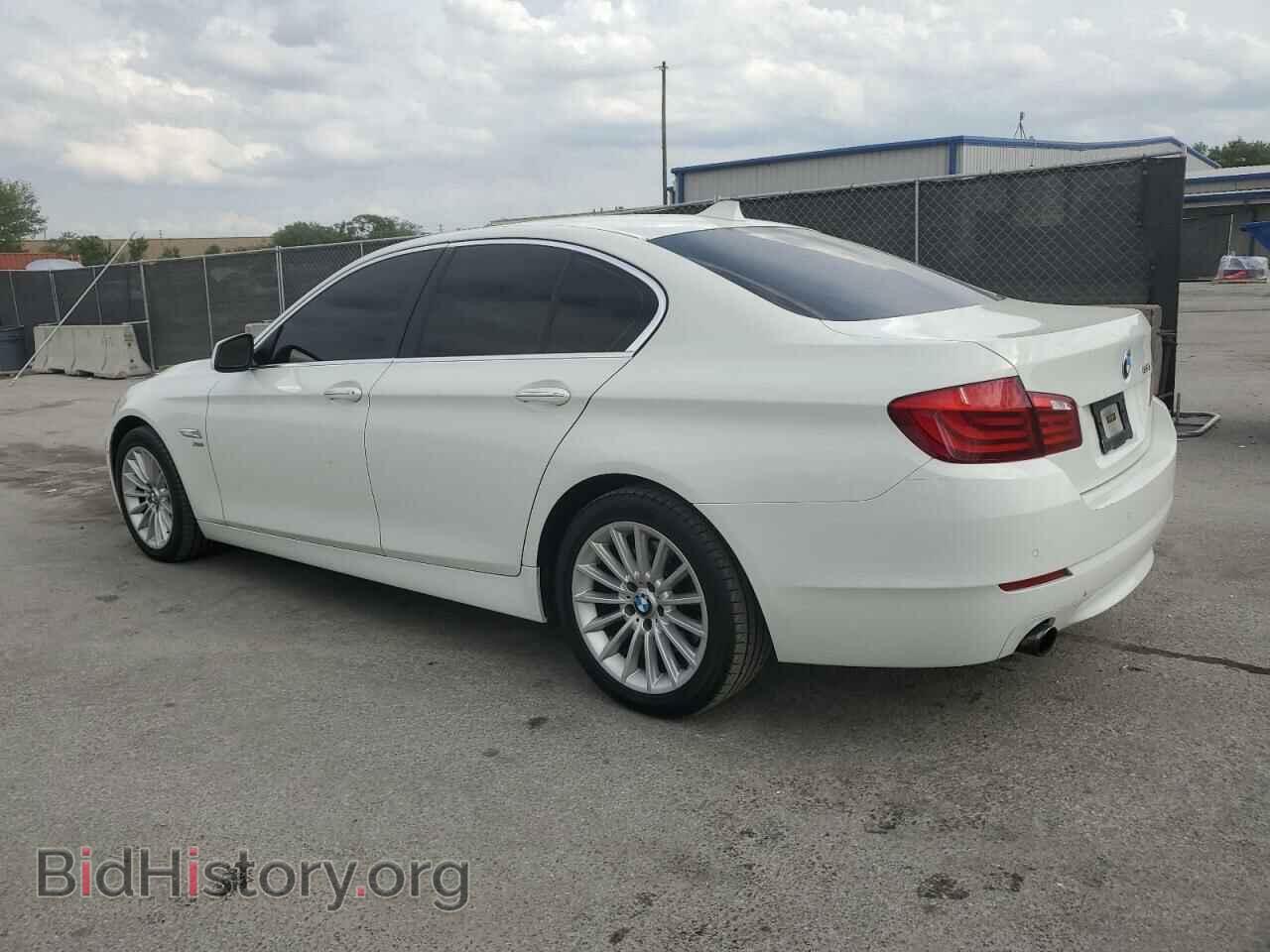 2011 BMW 5 SERIES - VIN: WBAFU7C53BDU55612 - Фото 2