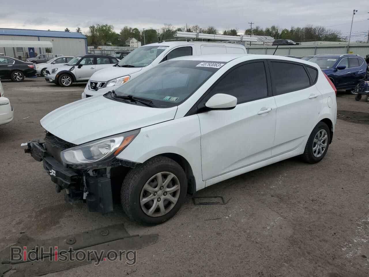 Photo KMHCT5AE5DU084614 - HYUNDAI ACCENT 2013