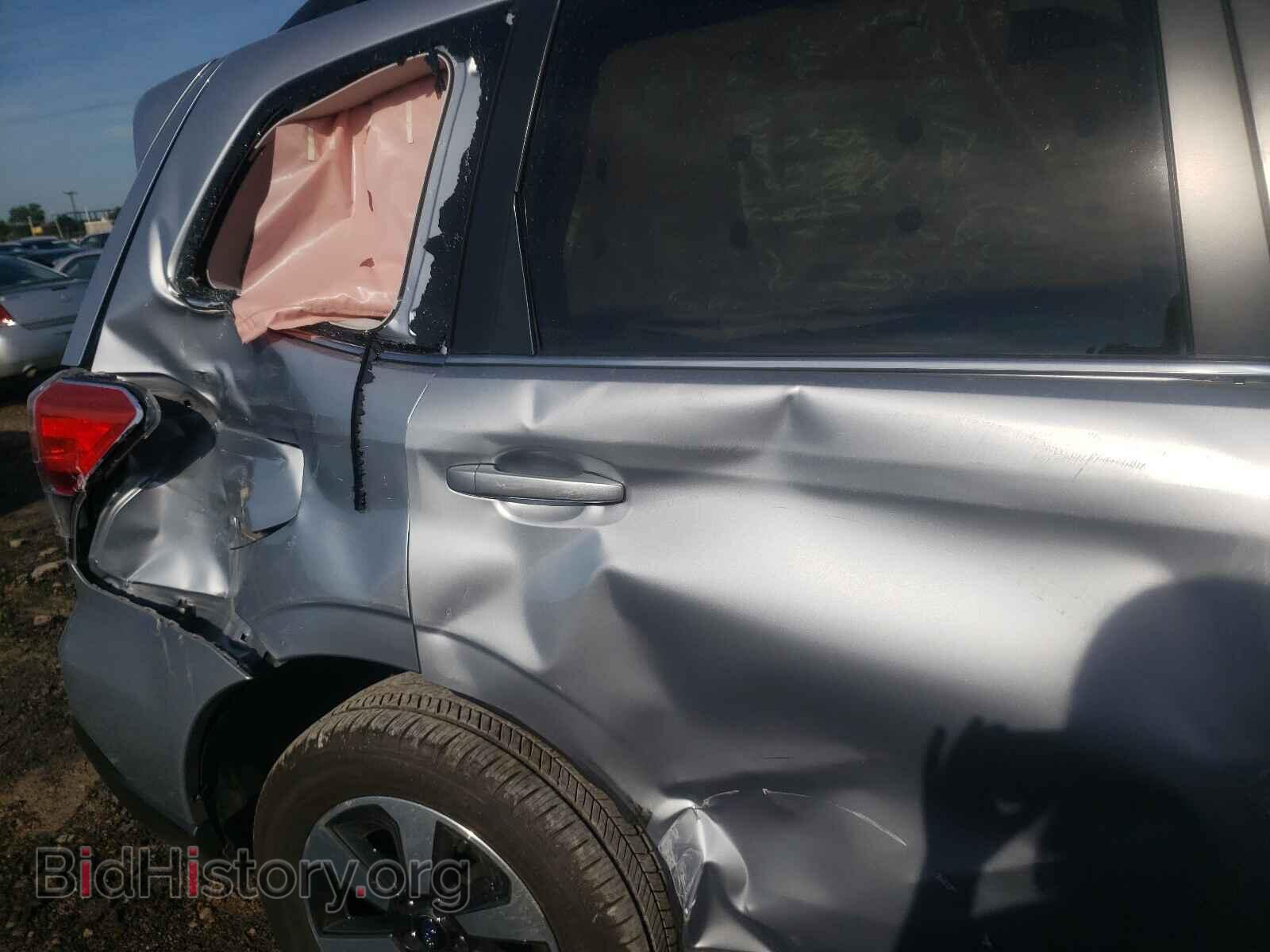 2017 SUBARU FORESTER - VIN: JF2SJARC3HH525433 - Photo 9