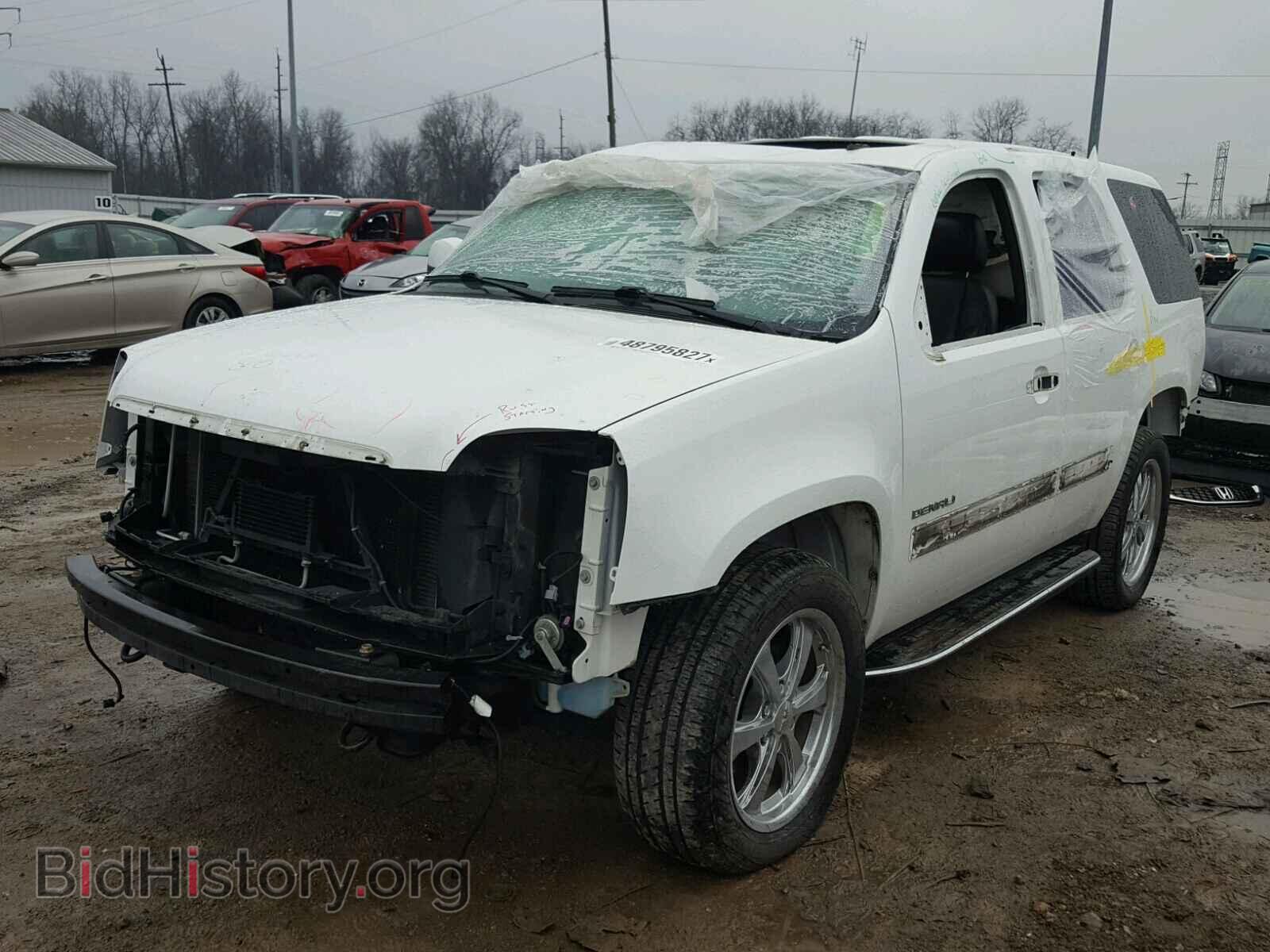 2010 GMC YUKON - VIN: 1GKUKEEF5AR196198 - Фото 2