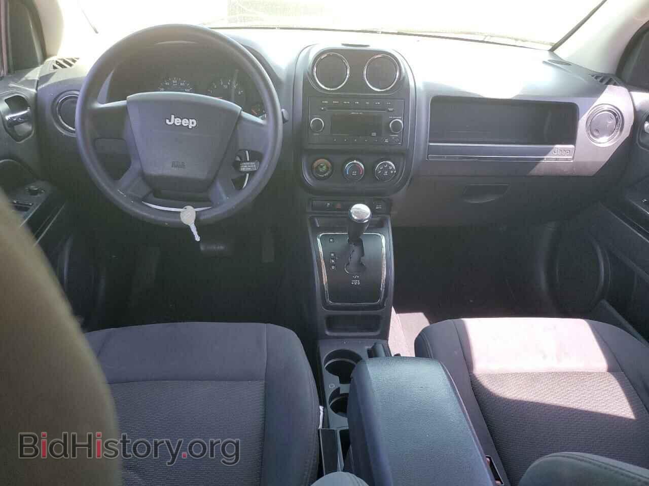 2010 JEEP COMPASS - VIN: 1J4NT4FB0AD612054 - Фото 8