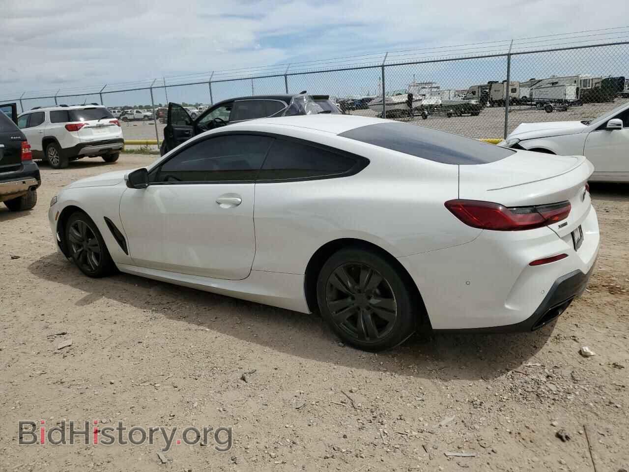 2021 BMW M8 - VIN: WBABC4C03MCF61722 - Фото 2