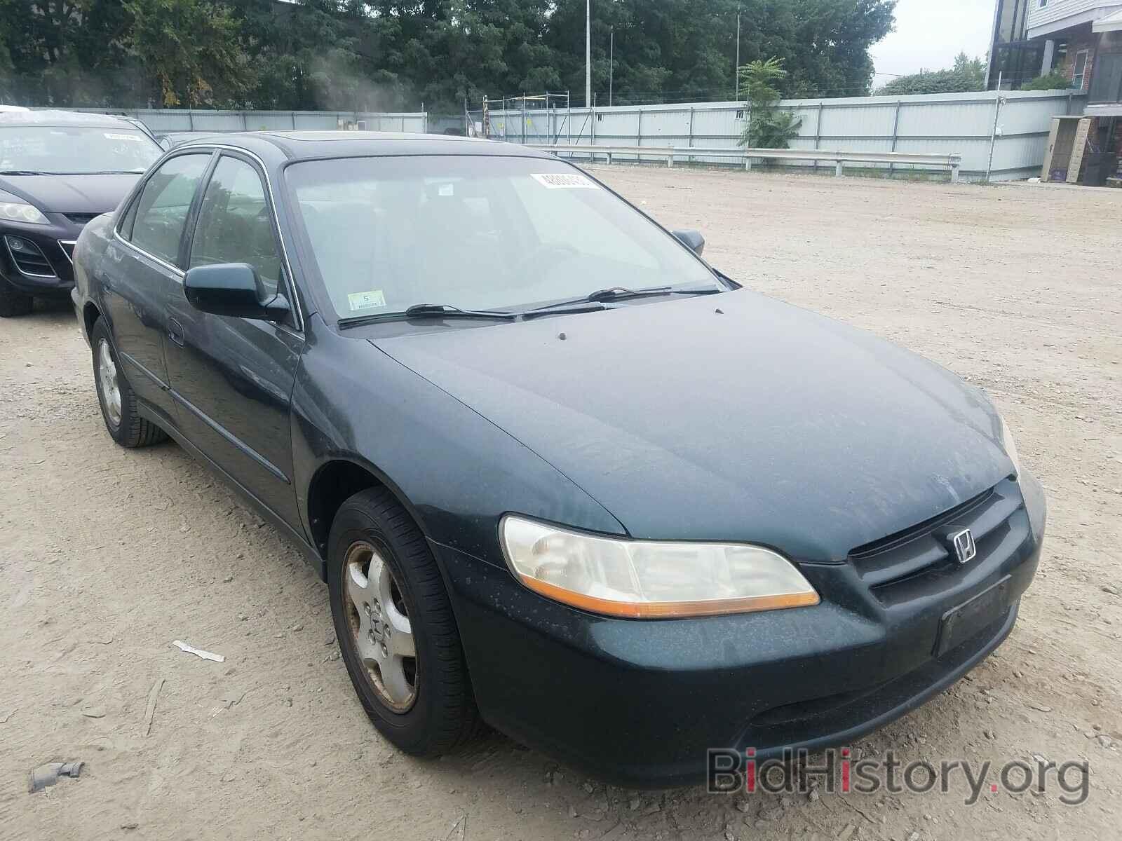 Photo 1HGCG1651XA002248 - HONDA ACCORD 1999