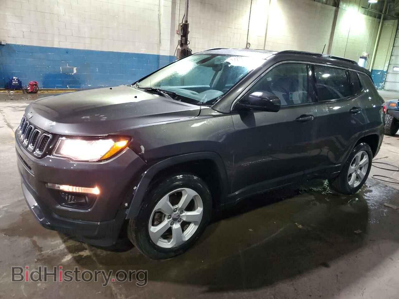 Фотография 3C4NJDBB1JT350394 - JEEP COMPASS 2018