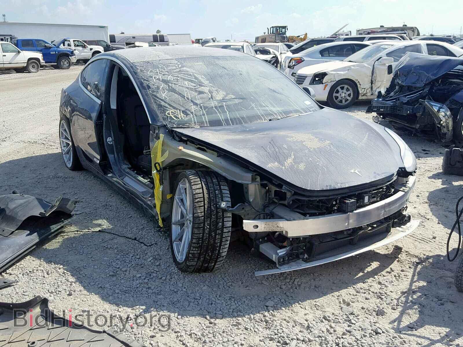 Фотография 5YJ3E1EA7JF056848 - TESLA MODEL 3 2018