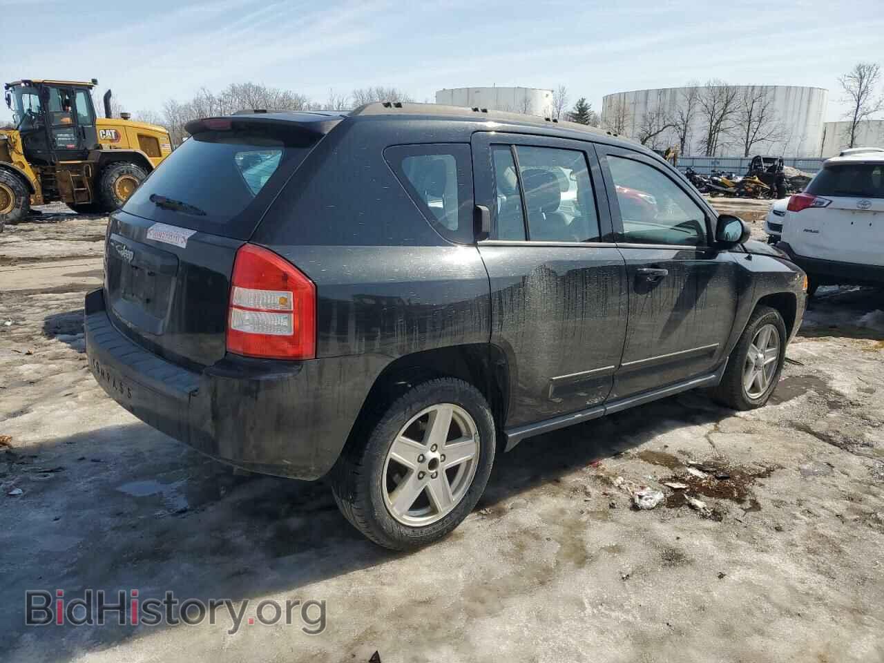 2010 JEEP COMPASS - VIN: 1J4NF4FB2AD591523 - Фото 3