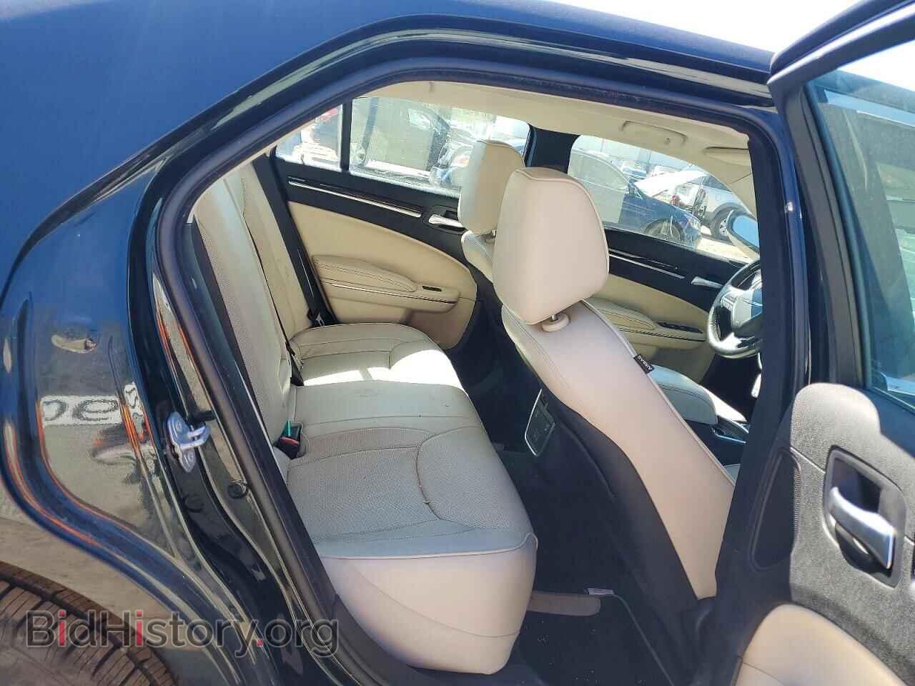 2016 CHRYSLER 300 - VIN: 2C3CCAKG2GH183075 - Фото 10