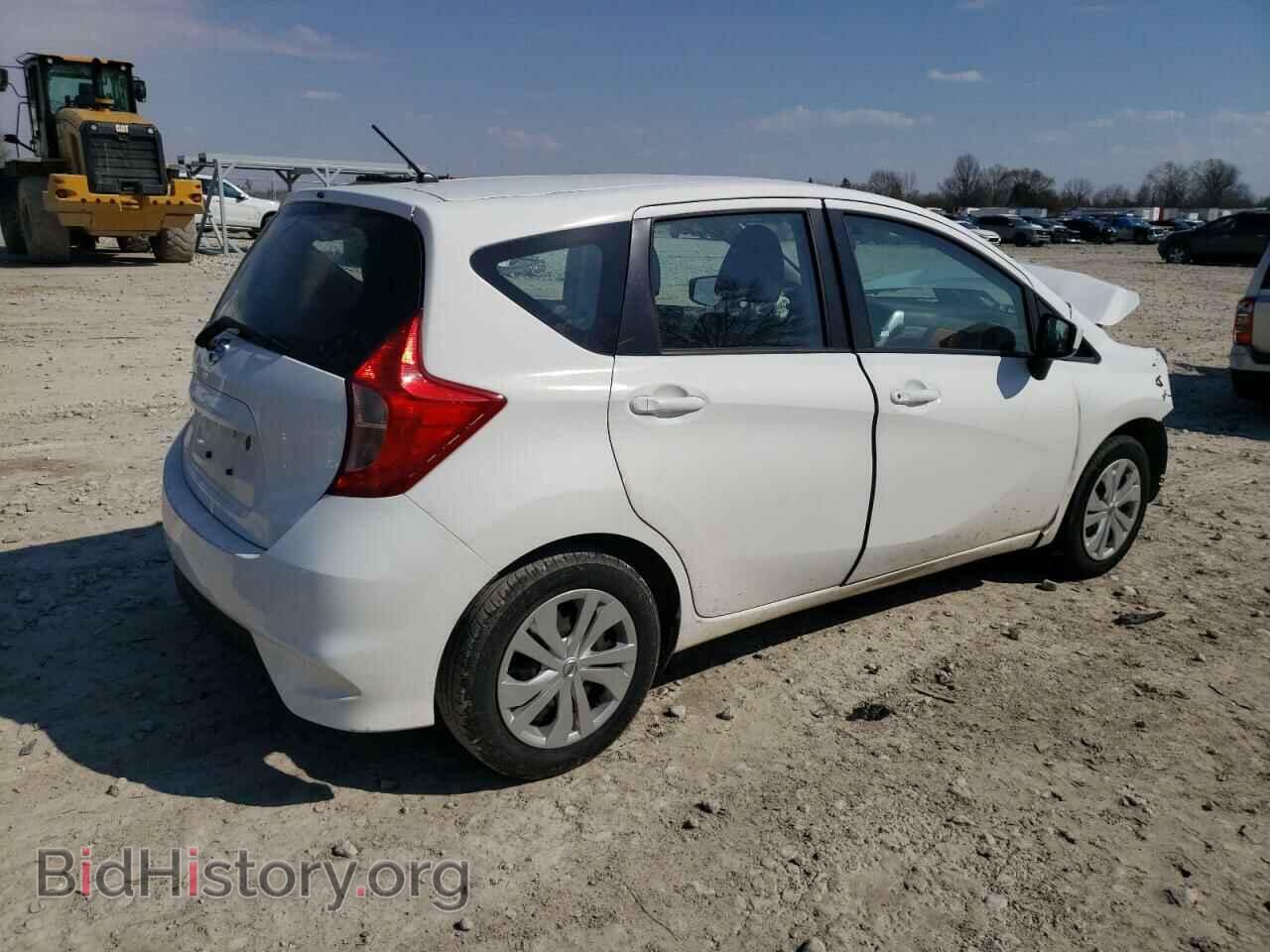 2019 NISSAN VERSA - VIN: 3N1CE2CP3KL366093 - Фото 3