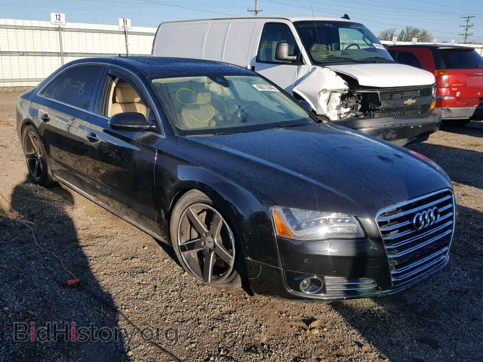 Photo WAURVAFD4BN019341 - AUDI A8 2011
