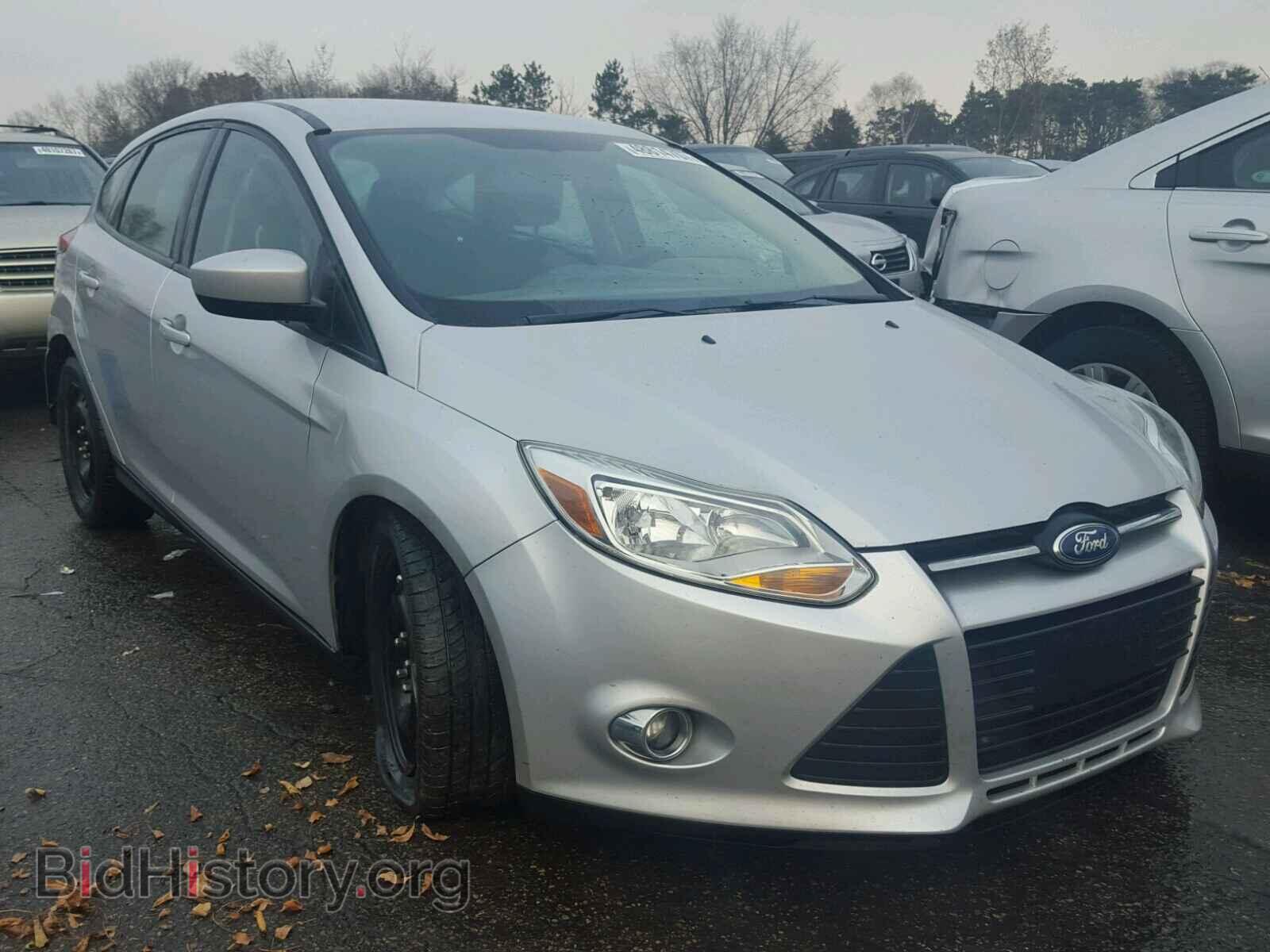 2012 Ford FOCUS Focus SE (VIN 1FAHP3K2XCL191644) — фото 1 из 10, Copart, повреждение: днище
