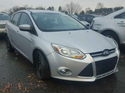 2012 Ford FOCUS Focus SE, серебристый — VIN 1FAHP3K2XCL191644, Copart