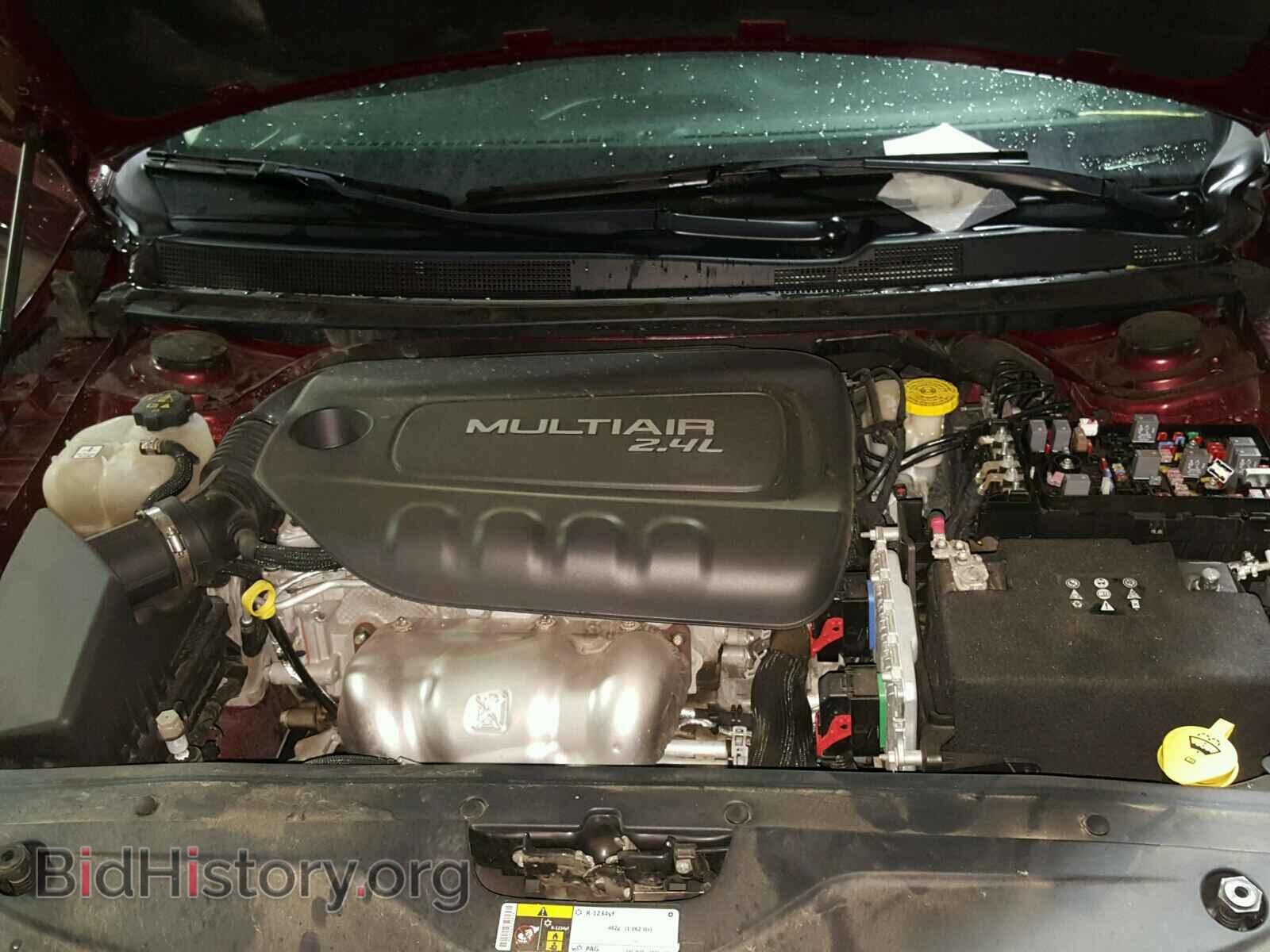 2016 CHRYSLER 200 - VIN: 1C3CCCAB9GN165942 - Фото 7