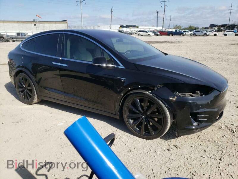 2018 Tesla MODEL X (VIN 5YJXCAE23JF141296) — photo 4 of 14