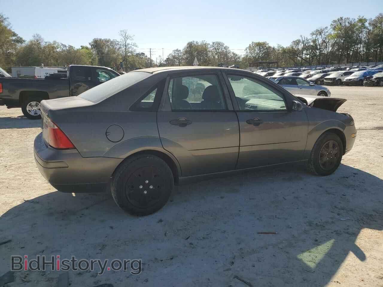 2006 FORD FOCUS - VIN: 1FAHP34N16W195771 - Фото 3