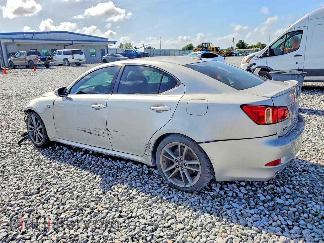 2012 LEXUS IS - VIN: JTHBF5C27C5180813 - Photo 2