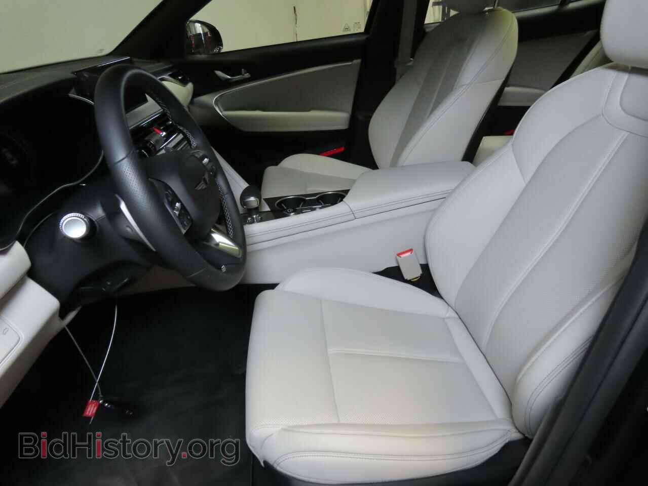2025 GENESIS G70 BASE - VIN: KMTG34SC0SU152202 - Фото 9