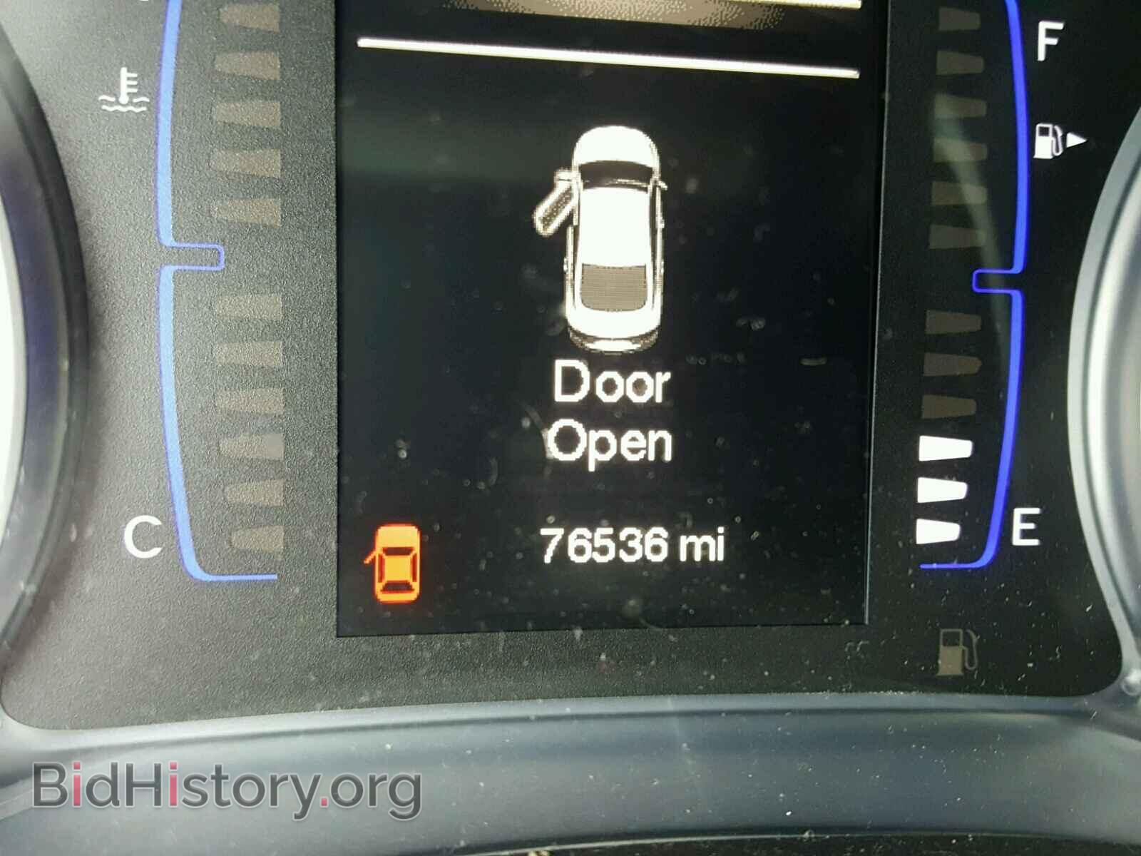 2015 CHRYSLER 200 - VIN: 1C3CCCAB0FN583014 - Photo 8