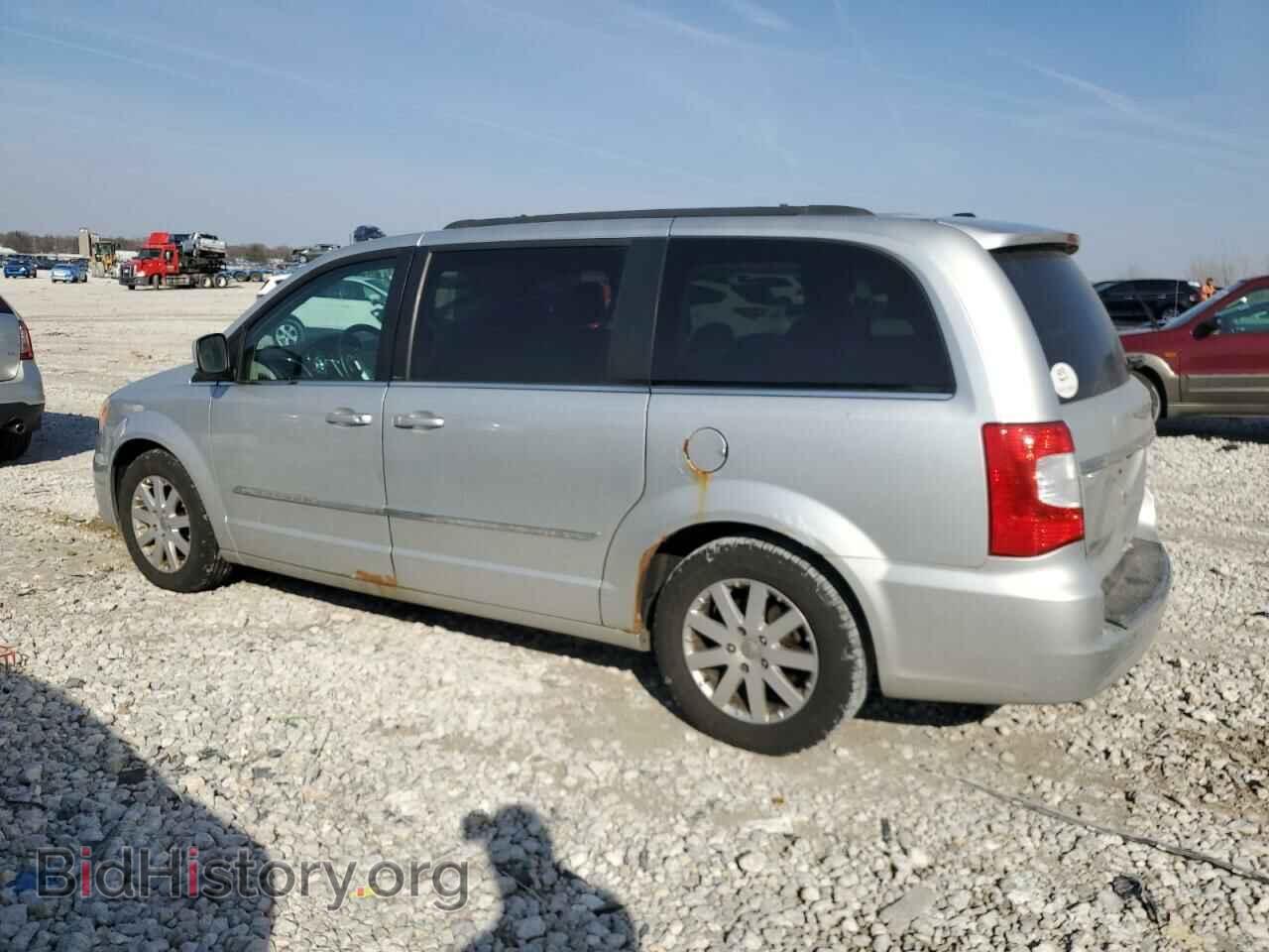 2011 CHRYSLER MINIVAN - VIN: 2A4RR8DG2BR633444 - Photo 2