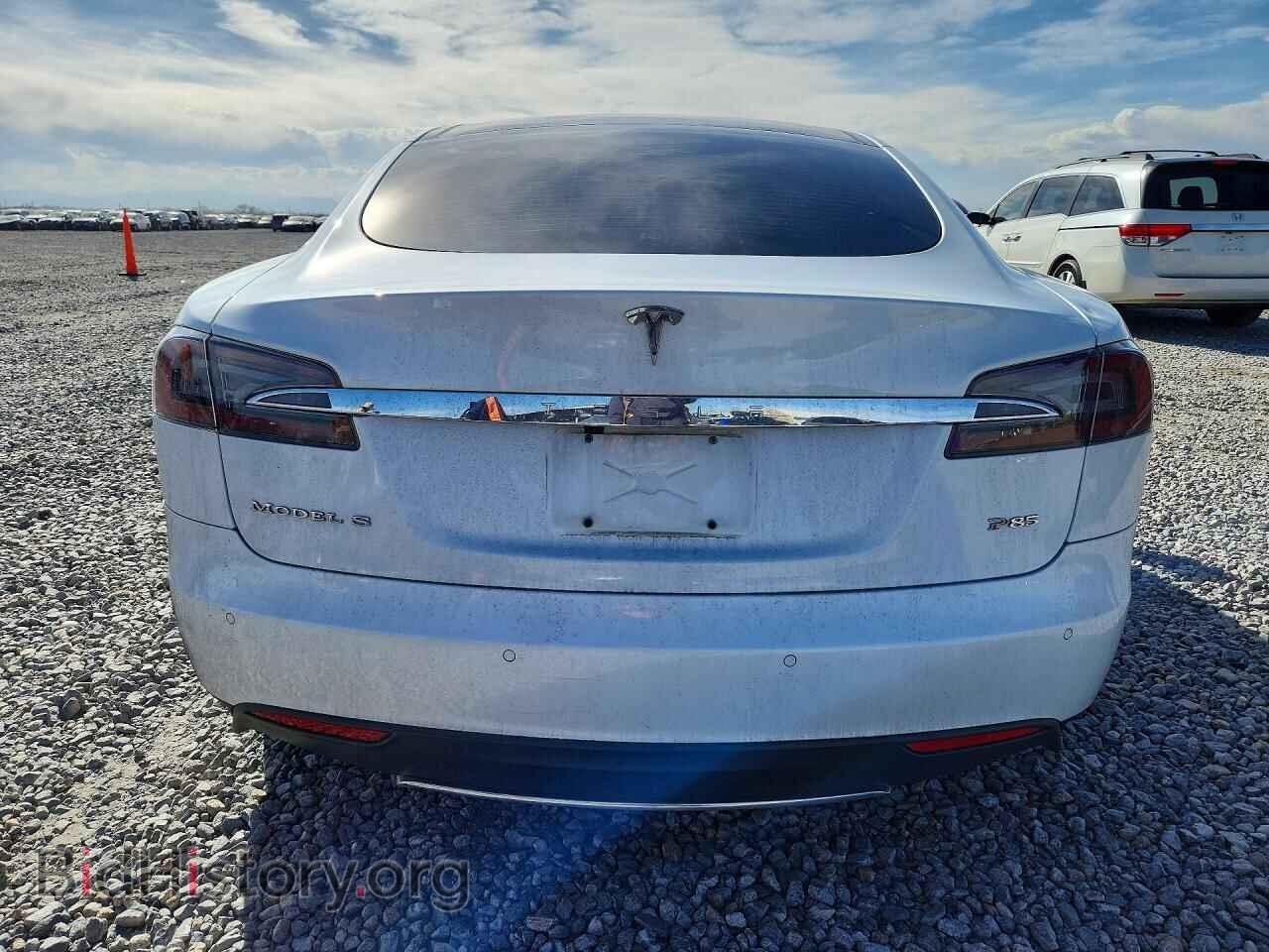 2013 TESLA MODEL S - VIN: 5YJSA1CP8DFP26930 - Photo 6