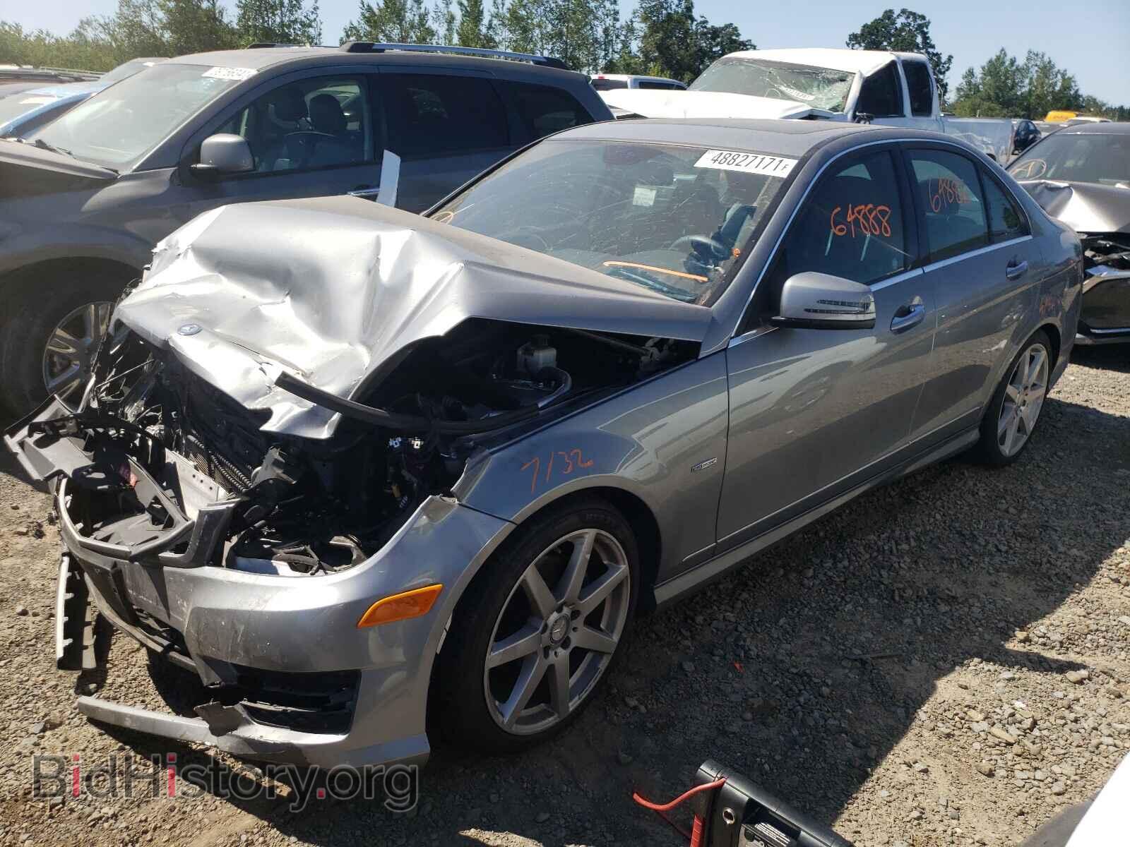 2012 MERCEDES-BENZ C-CLASS - VIN: WDDGF4HB7CA609357 - Фото 2