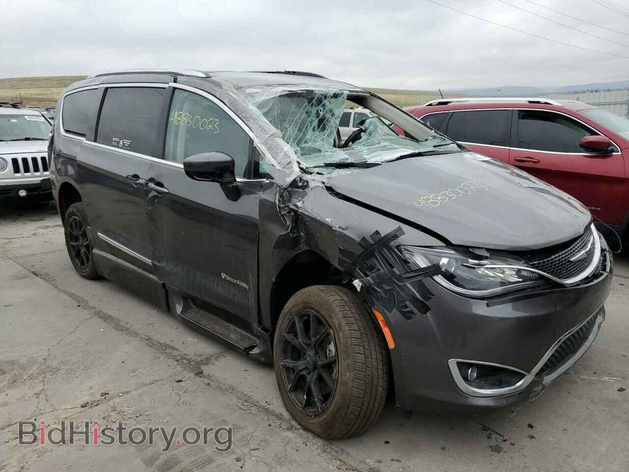 2019 CHRYSLER PACIFICA - VIN: 2C4RC1BG8KR584610 - Фото 4