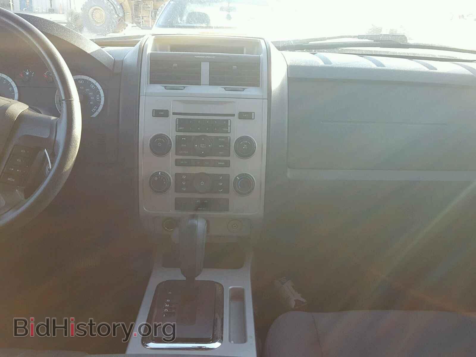 2012 FORD ESCAPE - VIN: 1FMCU0D77CKB90621 - Photo 9