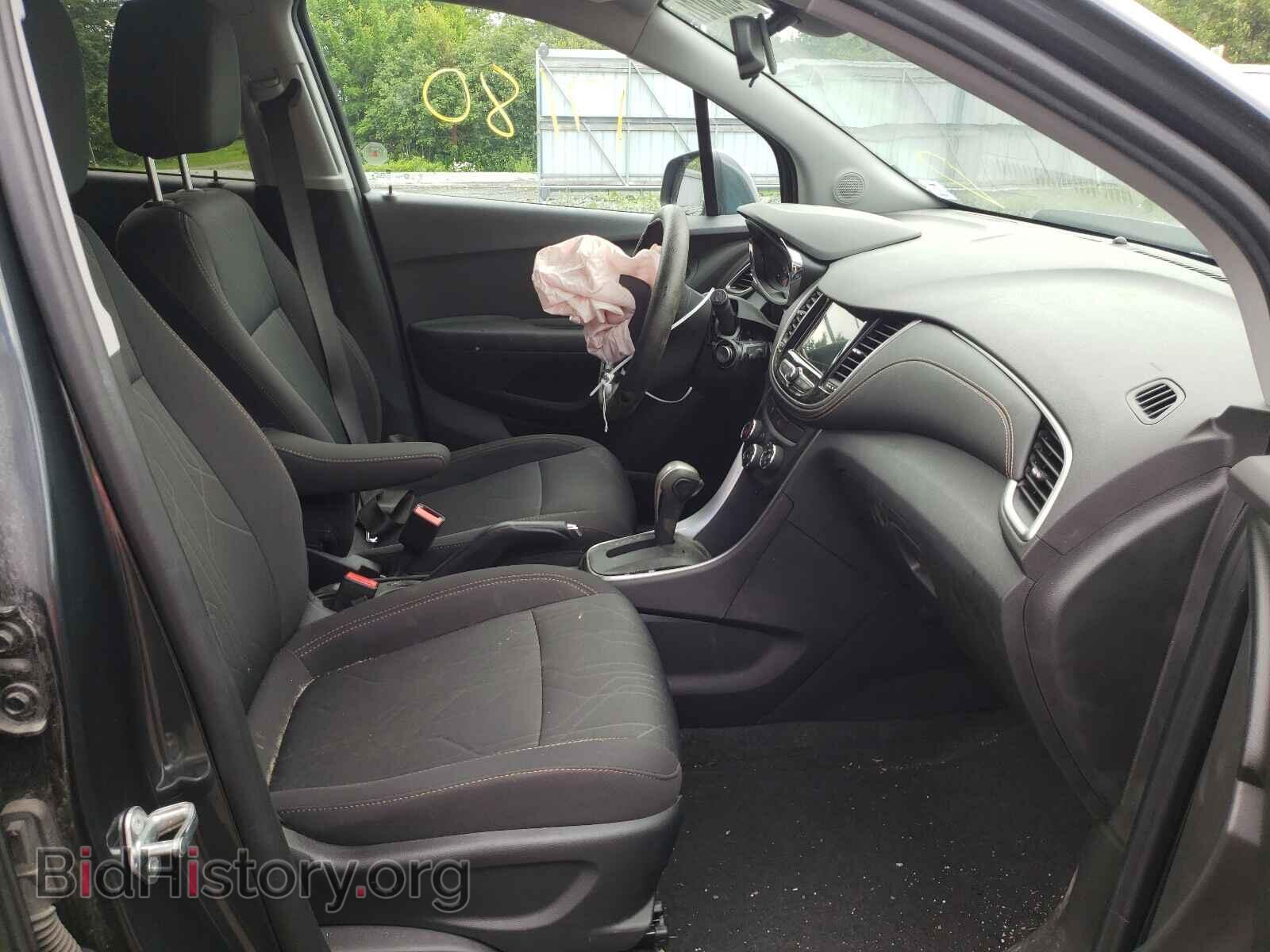 2018 CHEVROLET TRAX - VIN: 3GNCJPSB0JL333957 - Фото 5