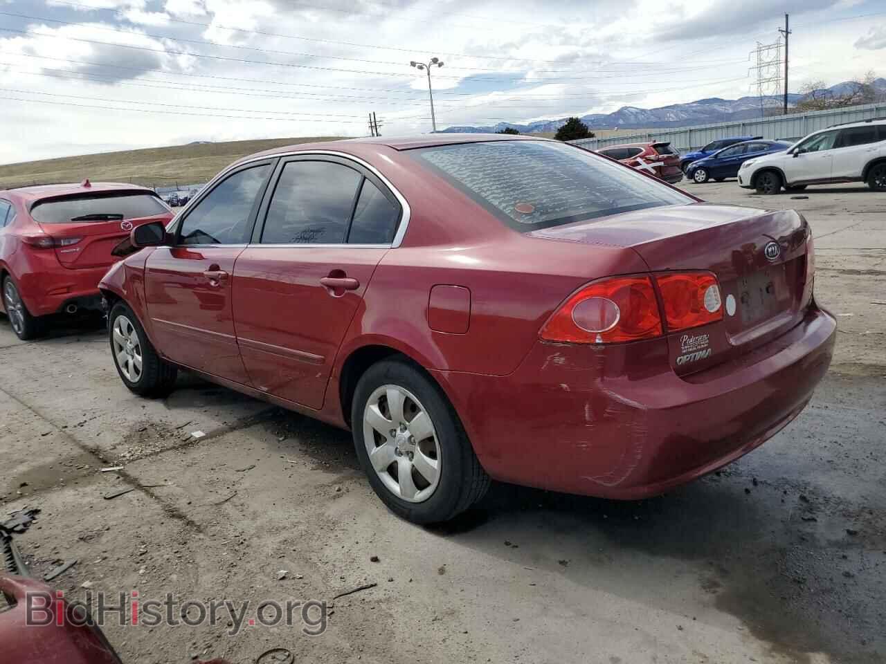 2008 KIA OPTIMA - VIN: KNAGE123985217927 - Фото 2