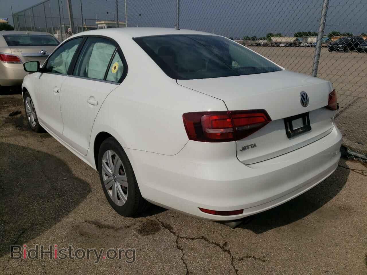 2017 VOLKSWAGEN JETTA - VIN: 3VW2B7AJ5HM413864 - Фото 3