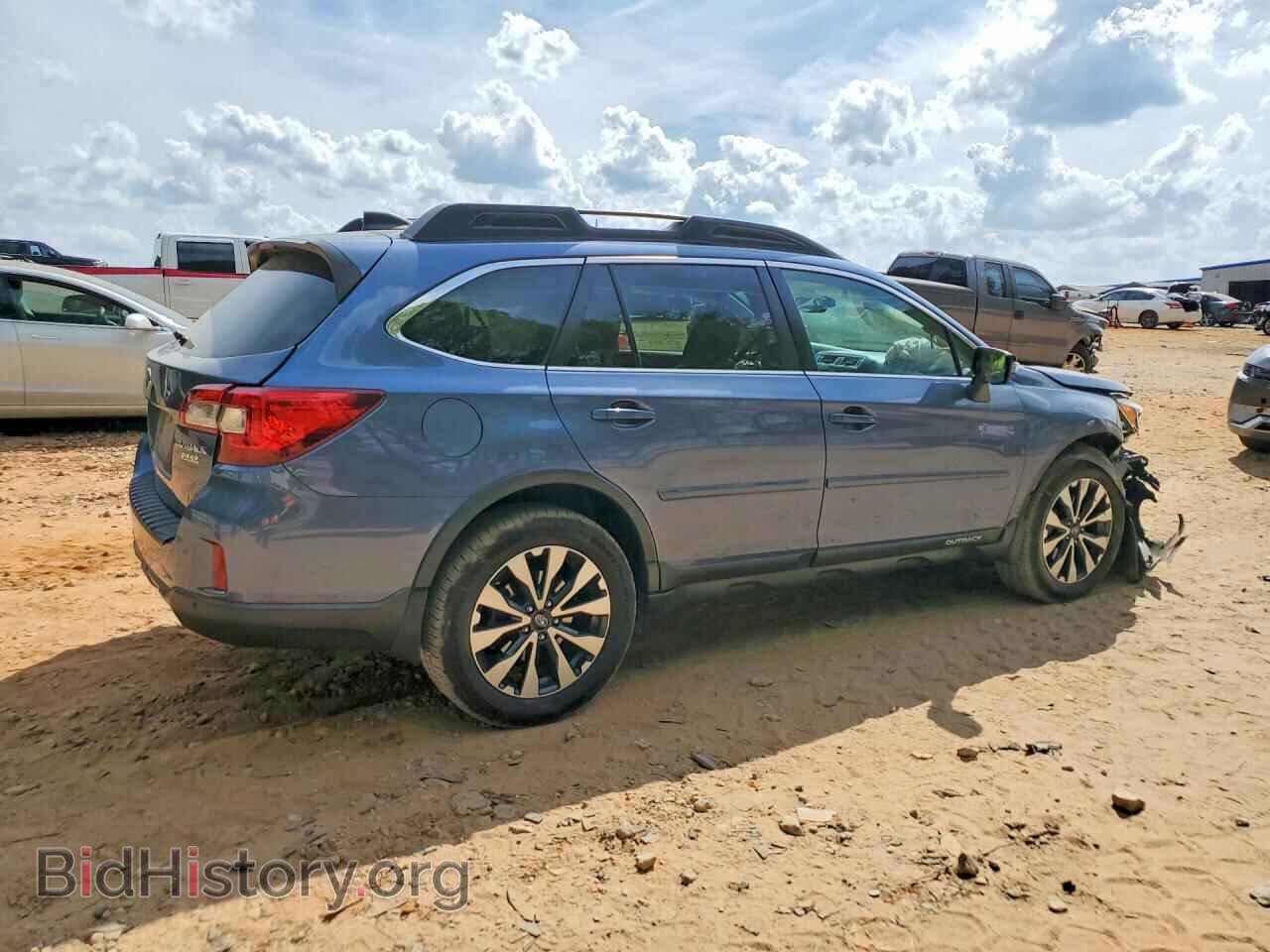 2017 SUBARU OUTBACK - VIN: 4S4BSANC1H3207563 - Фото 3
