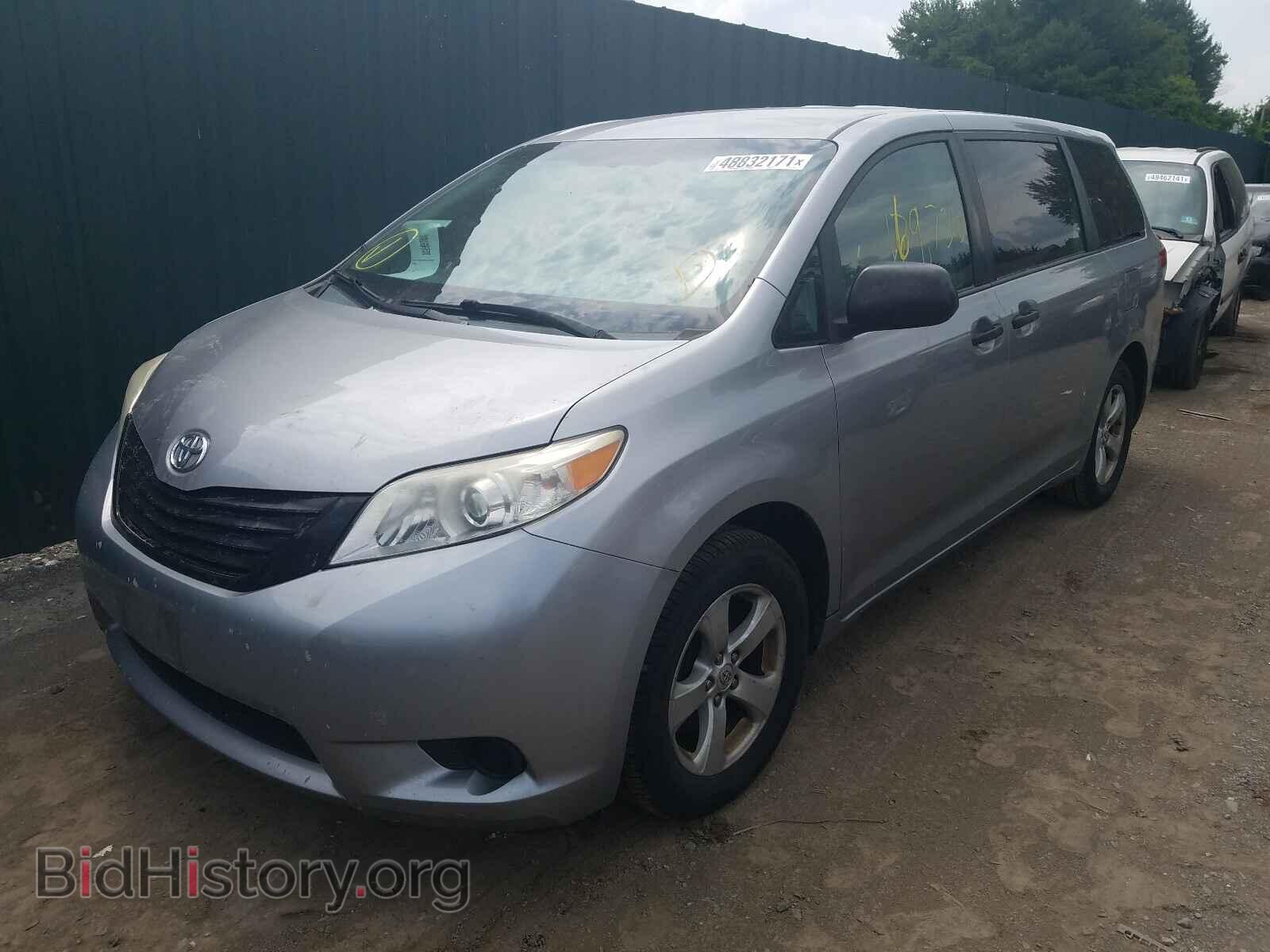2012 TOYOTA SIENNA - VIN: 5TDKA3DC9CS014007 - Фото 2