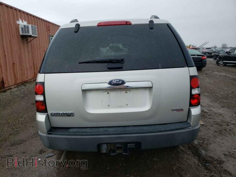 2006 Ford EXPLORER (VIN 1FMEU73E16UA39512) — photo 6 of 11
