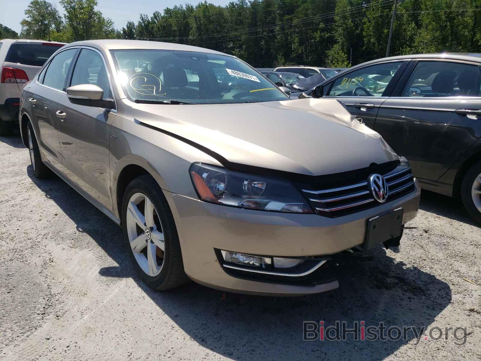 Photo 1VWAT7A37FC111064 - VOLKSWAGEN PASSAT 2015